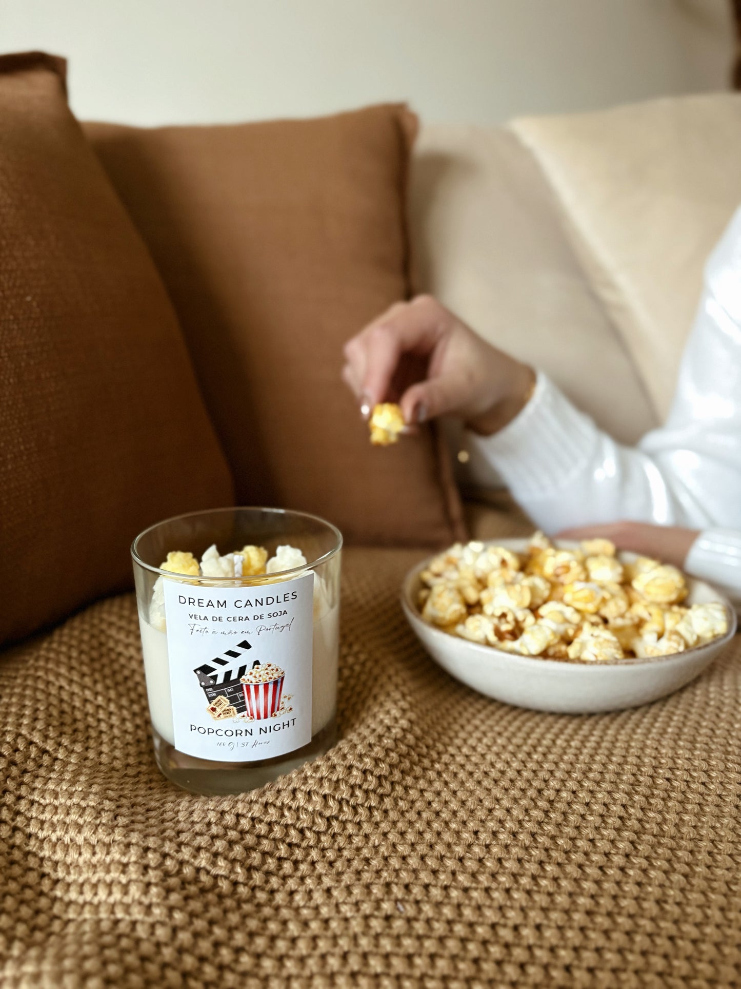 VELA POPCORN NIGHT